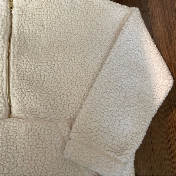 Cozy White Sherpa Pullover Aerie M - Picture 4 of 6